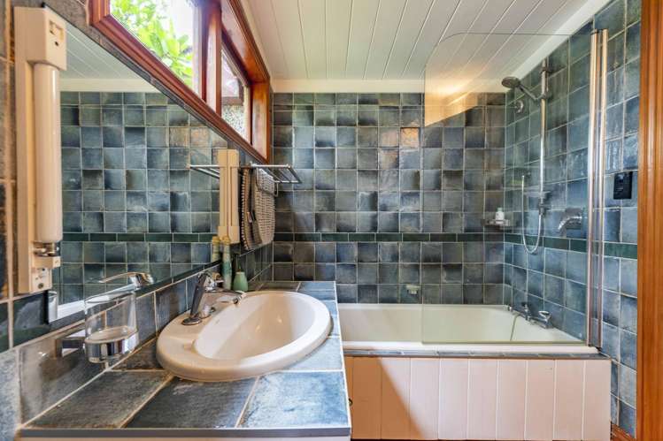 250 Taurangaruru Road Karioitahi_15