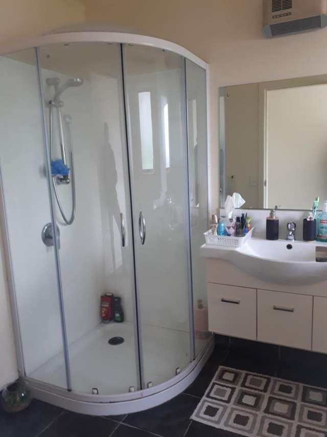 5/354 Stuart Street 10303_3