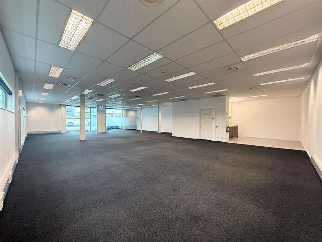 2/9 Barry Hogan Place Riccarton_1