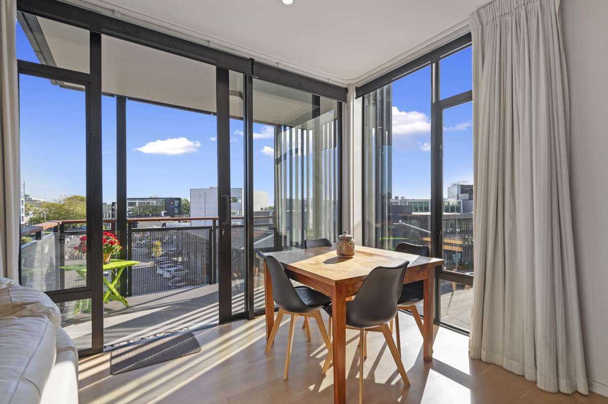 401/50 Kilmore Street_3