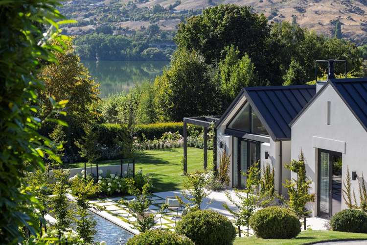 8 Marshall Avenue Dalefield/Wakatipu Basin_9