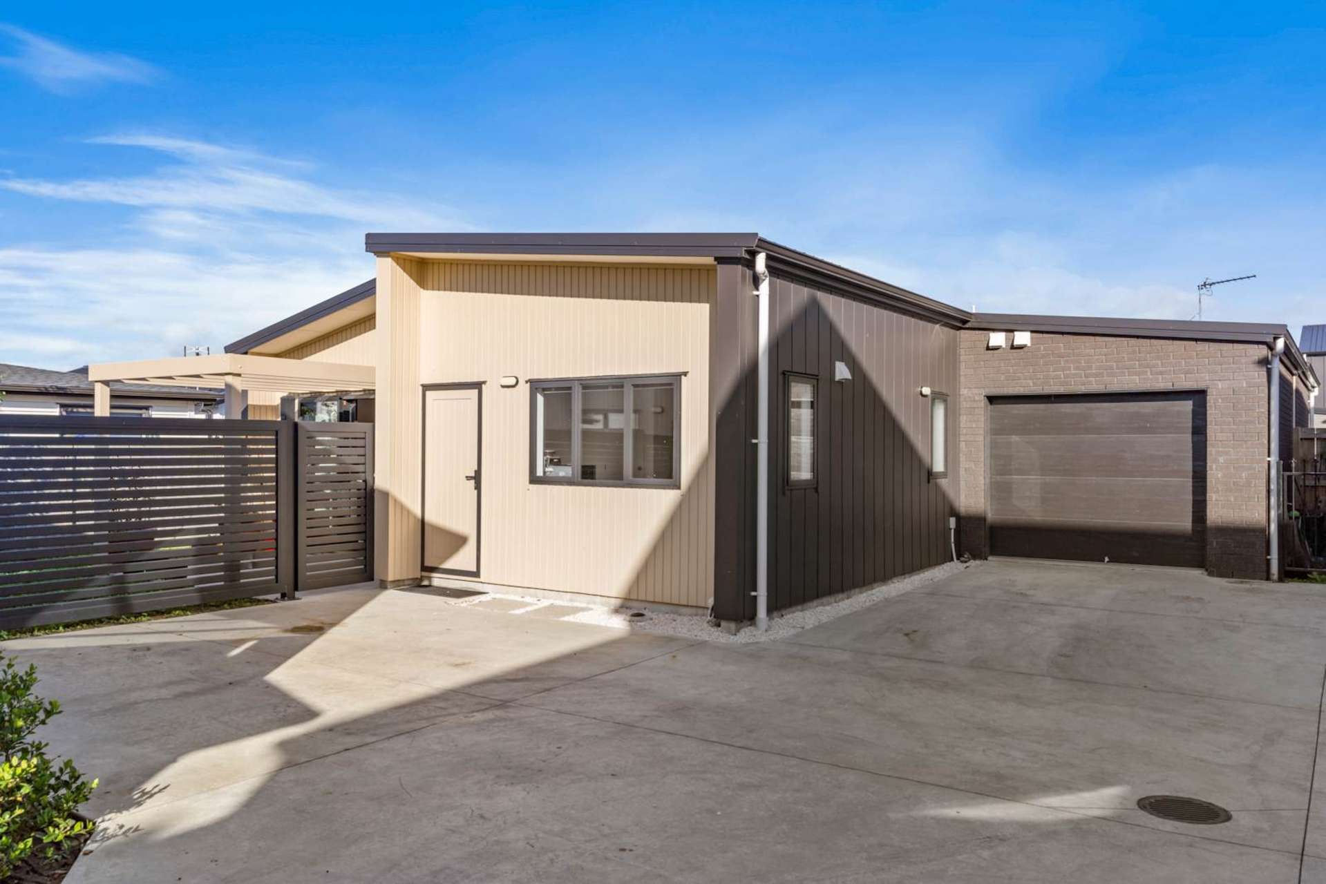 32 Black Beech Crescent Takanini_0