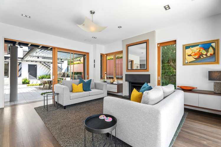 8 Shipherds Avenue Epsom_16