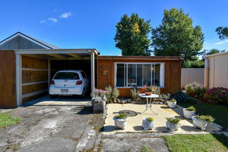 108 Broadway Carterton_18
