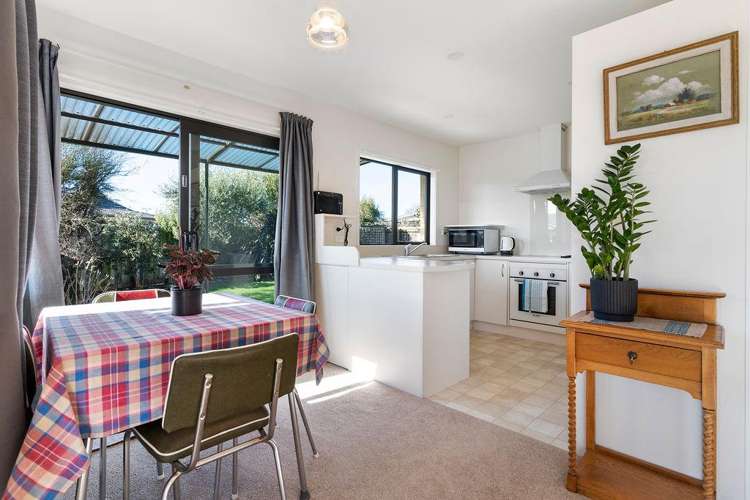 1 Ashmore Park Road Carterton_5