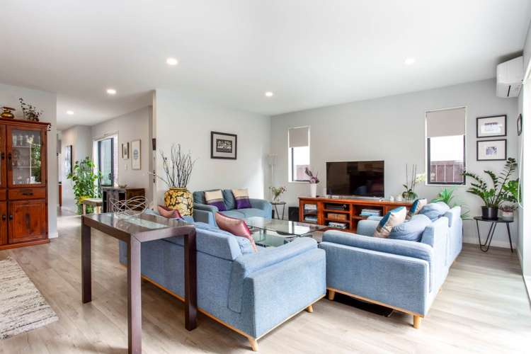 18 Hangar Lane Whenuapai_9