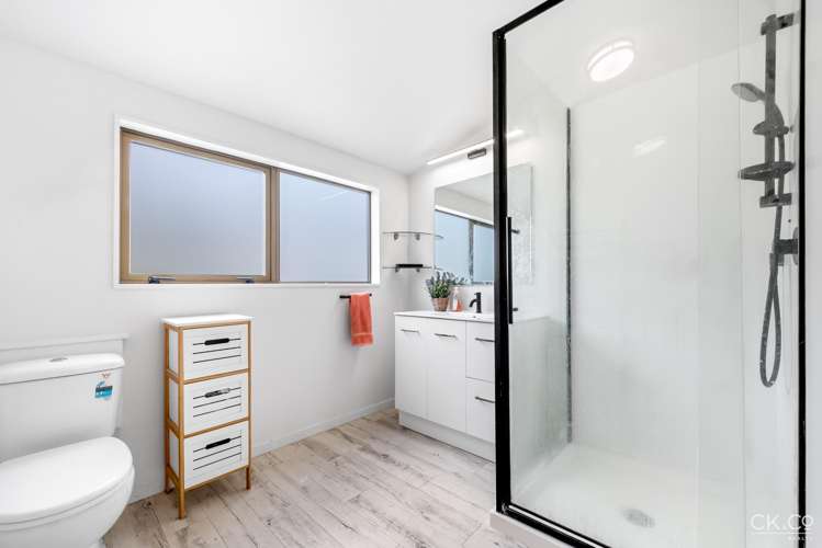 12 Roman Close Silverstream_15