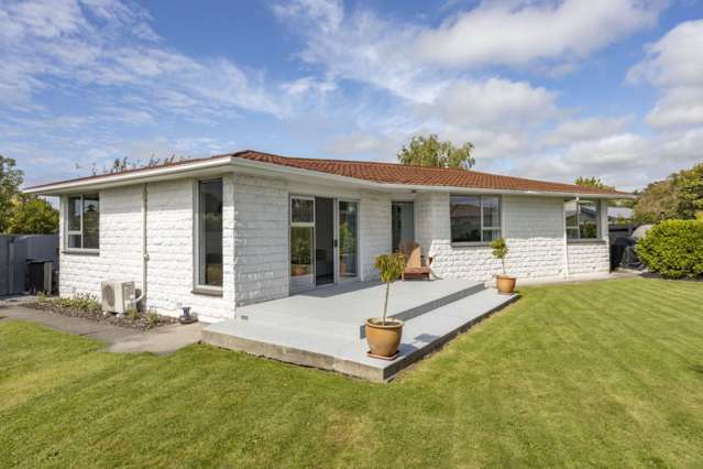 Charming Abode at 6 Rowse Street, Rangiora