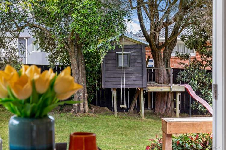 163 Chivalry Road Glenfield_14