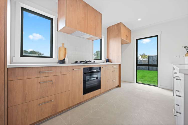 72 Maanihi Drive Rototuna North_5