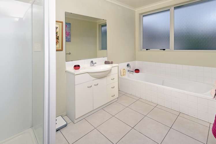 14 Sires Parkway Takanini_12