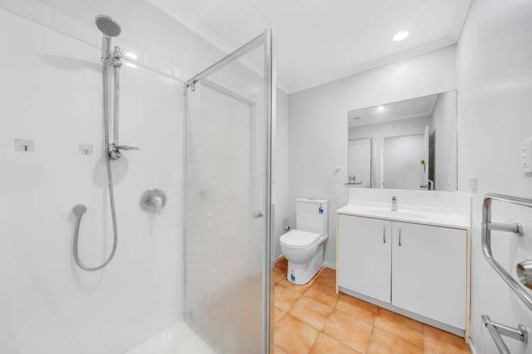 20/3 Ambrico Place New Lynn_17