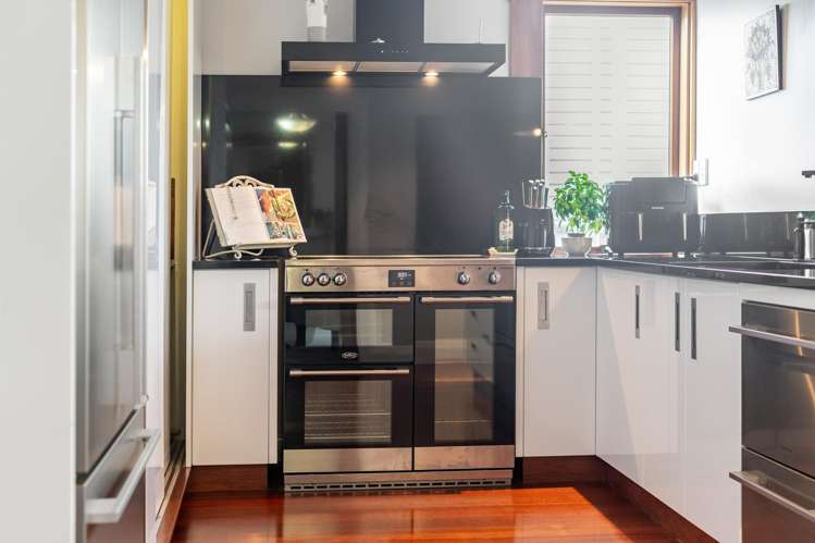 9 Military Road Boulcott_10