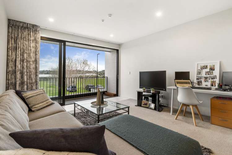 18/4 Stables Lane_3
