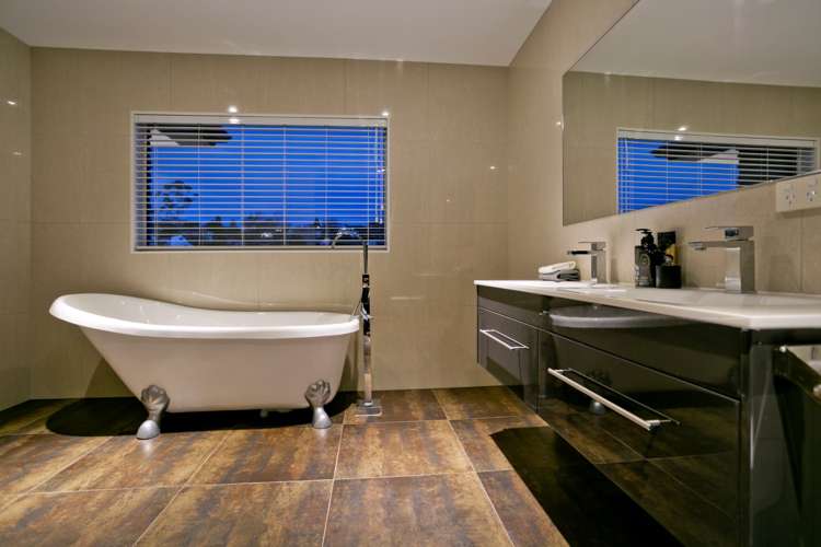 19 Kahikatea Close Campbells Bay_20