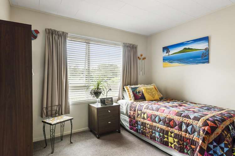 9 Sun Valley Hatfields Beach_13