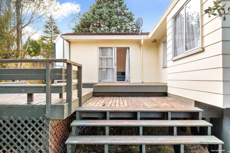 53 Athena Drive Totara Vale_14