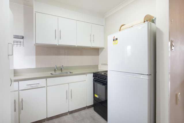 3/10 Lane Street Woolston_4