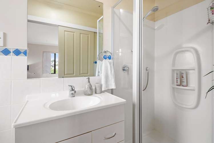 54 Peninsula Road Mangere_16