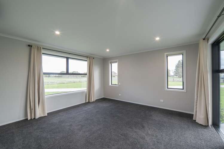 60 Seddon Road Puketaha_11