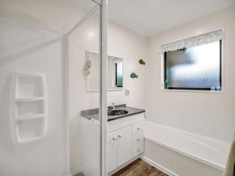 2/126 Halswell Road Hillmorton_18