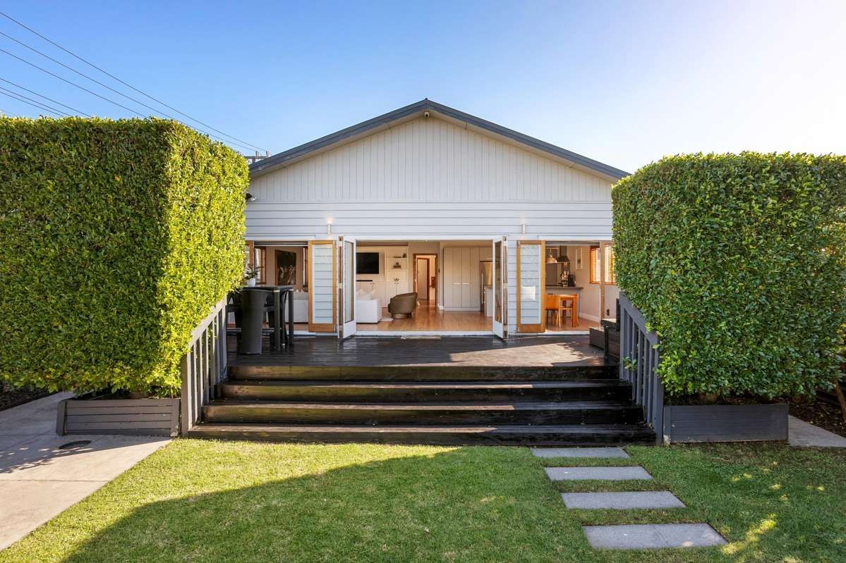 39 Renfrew Avenue_0