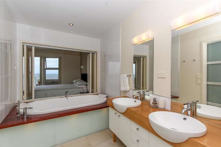 11/4 Buller Street New Plymouth Central_9