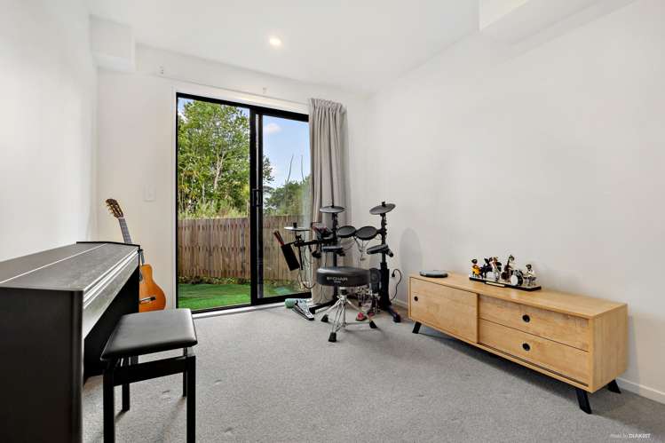 19/26 Springvale Drive_4