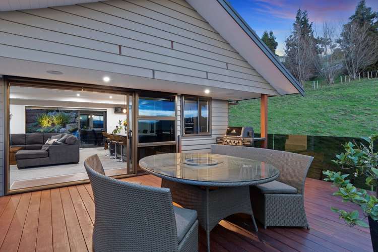 266 Ballintoy Park Drive Welcome Bay_6