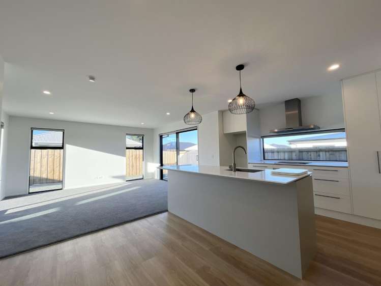 22 Scots Drive 11103_6