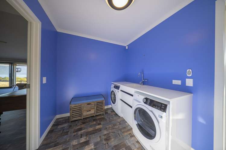 454D/Te Anau Milford Hwy Te Anau_26
