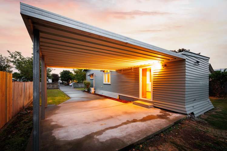 9 Burns Avenue Takaro_15