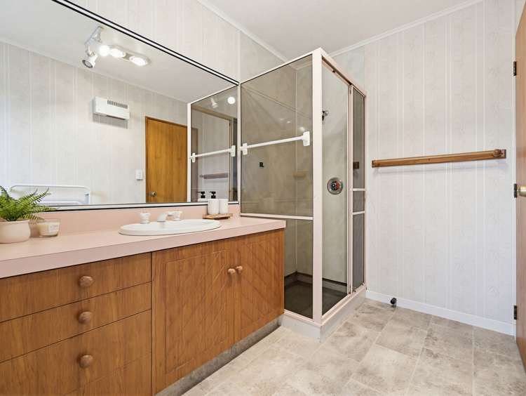 70 Allens Road Allenton_22