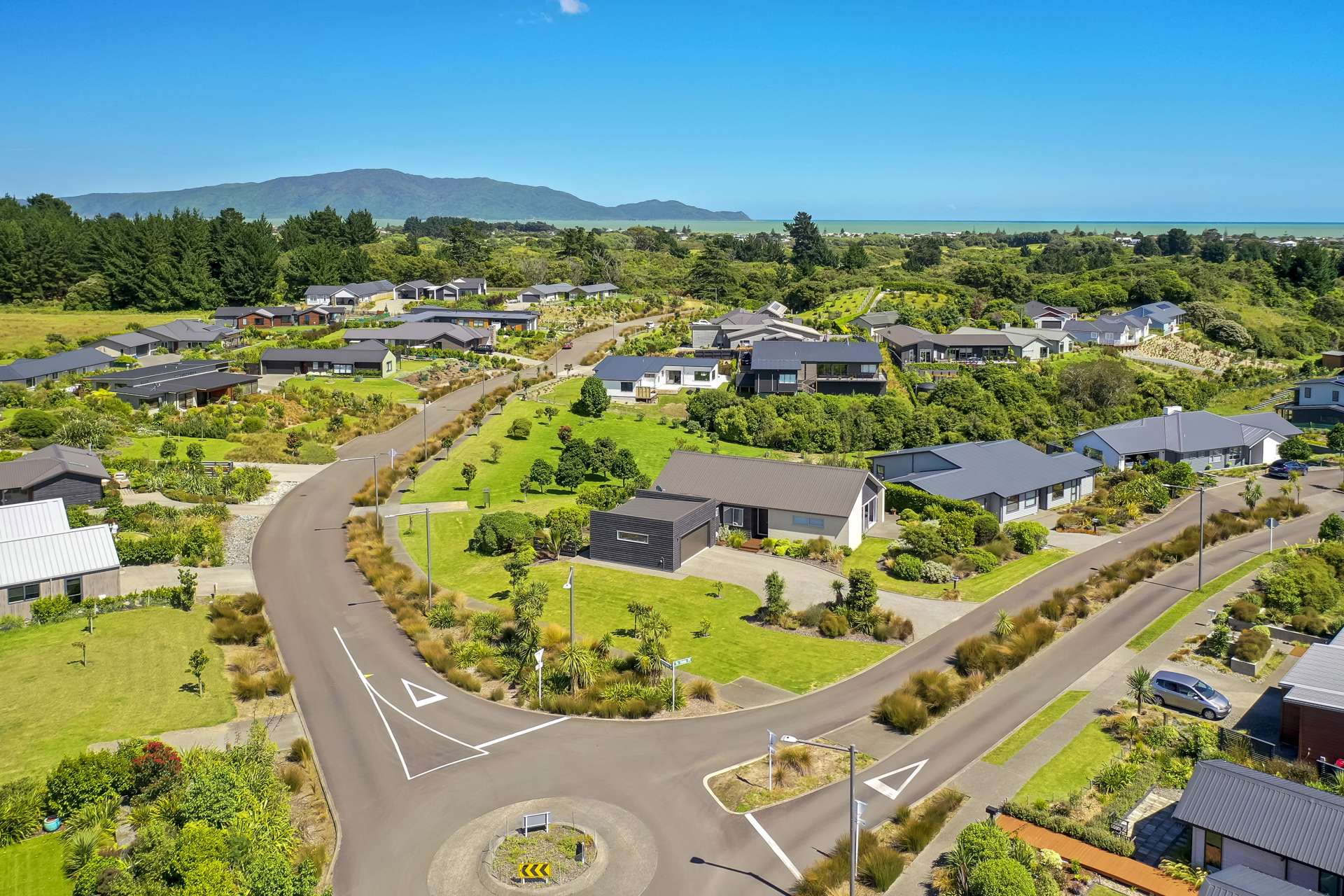 2 Te Heke Place Waikanae_0