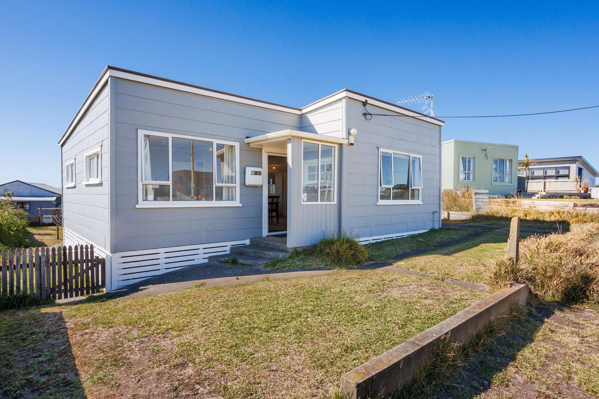 13 Nelson Street Foxton Beach_0