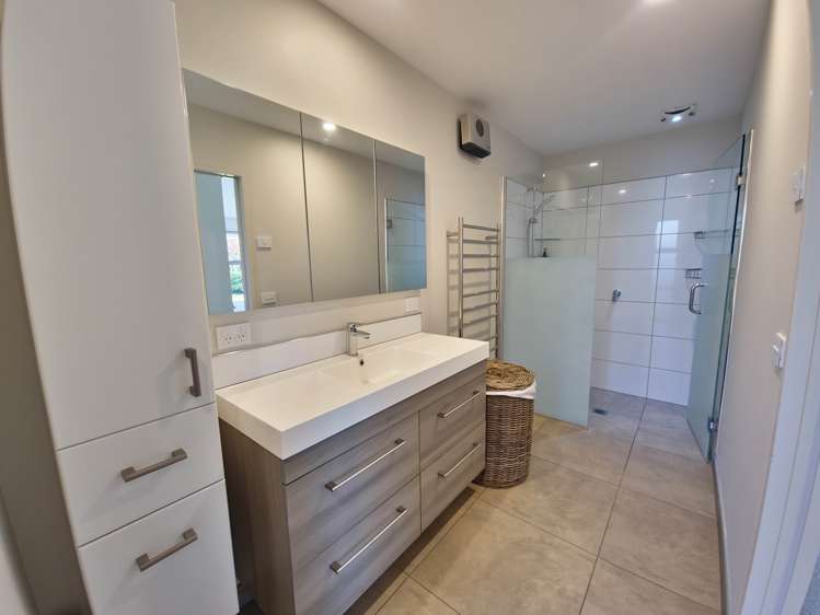 35 Avignon Pl Fairhall_17