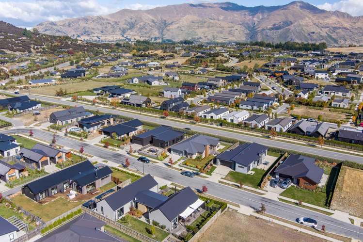 26 Pounamu Avenue Albert Town_31