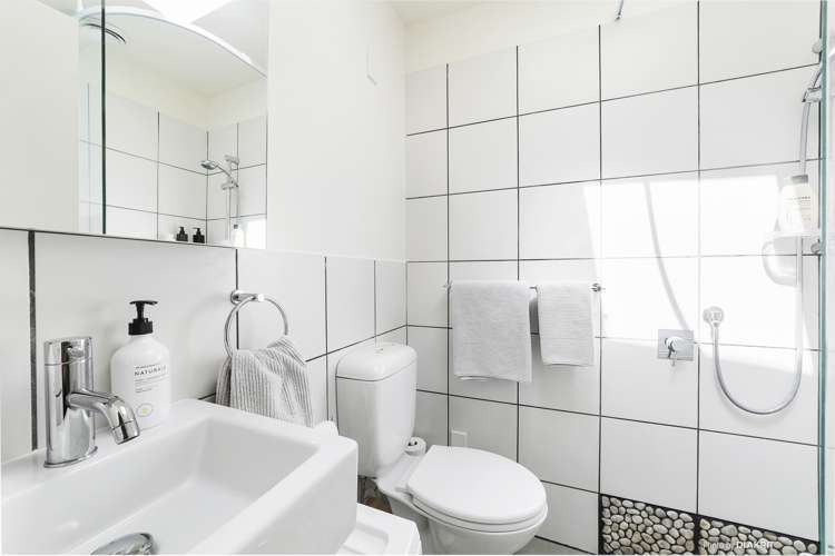 11/7 Hanson Street Mount Cook_6