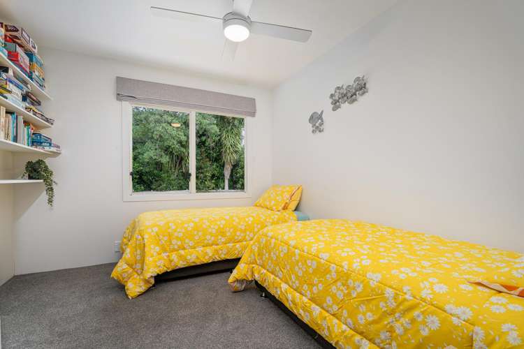 11 Martin Place Cooks Beach_12