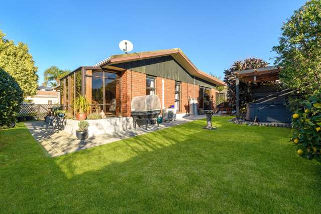 Sunny, spacious, secluded