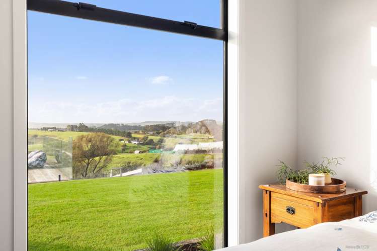 51 Hull Road Onewhero_17