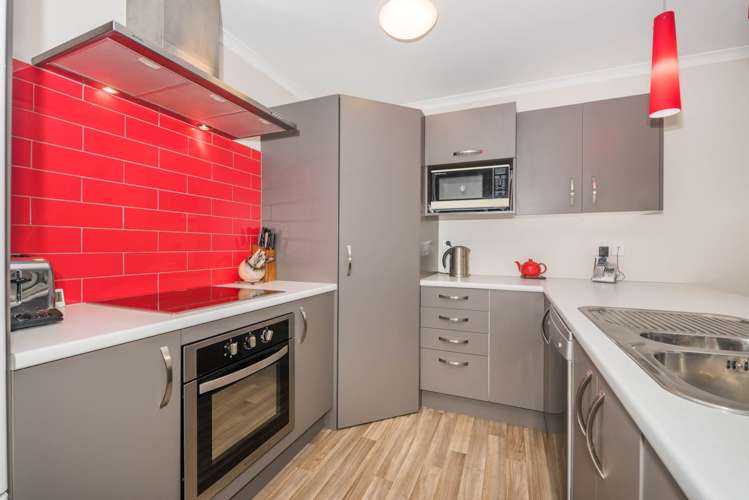 17a Tallington Crescent Torbay_10