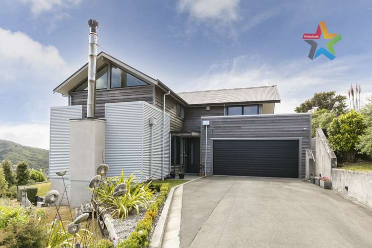 1 Mewburn Rise Karori_0