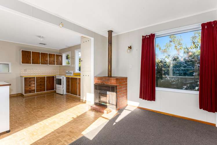 15 Kiriwai Road Paremata_11