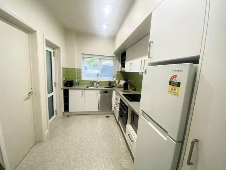 9/48 Oriental Parade Oriental Bay_4