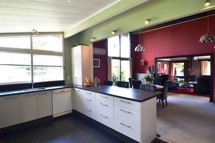 76 Racecourse Road Sockburn_4