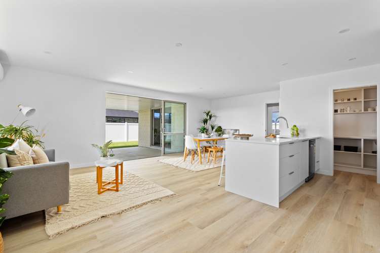 104 Kaurinui Crescent One Tree Point_2