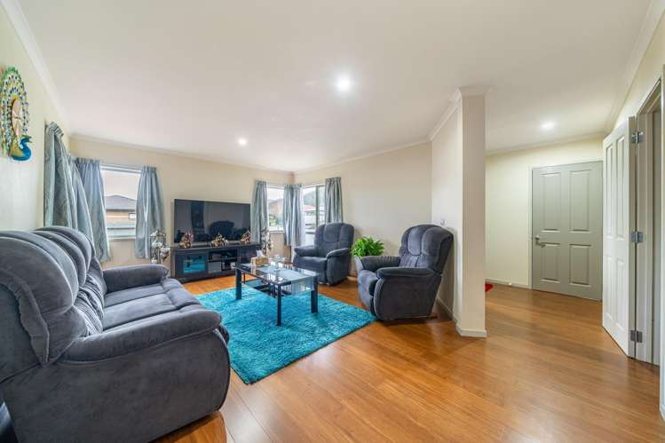 2 Fraser Colman Grove Wainuiomata_2