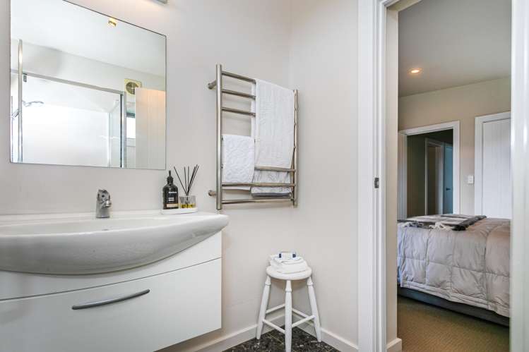 2 Bay View Terrace Tairua_16