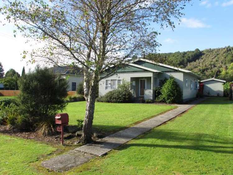 63 Dick Street Reefton_0